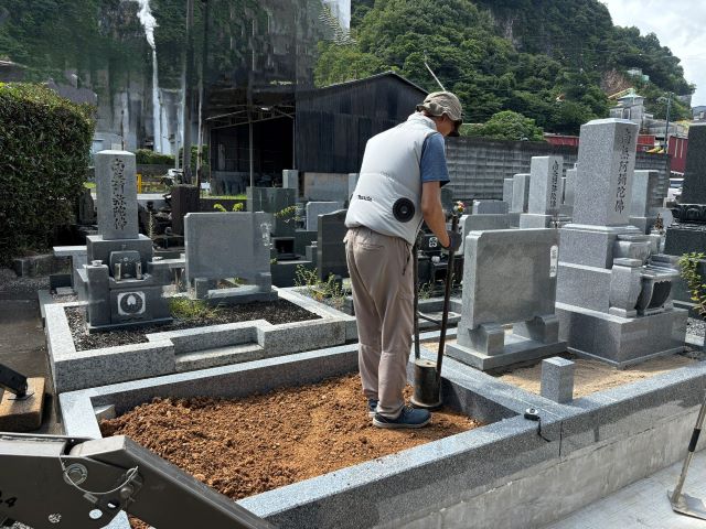 大垣市法泉寺　お墓の移転　④墓石建立